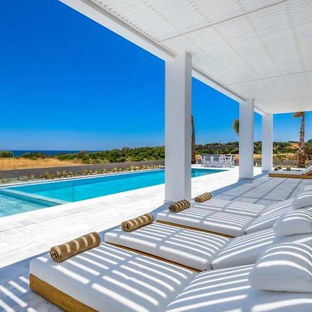 Seashore Beachfront Villa Lakhania Exteriér fotografie