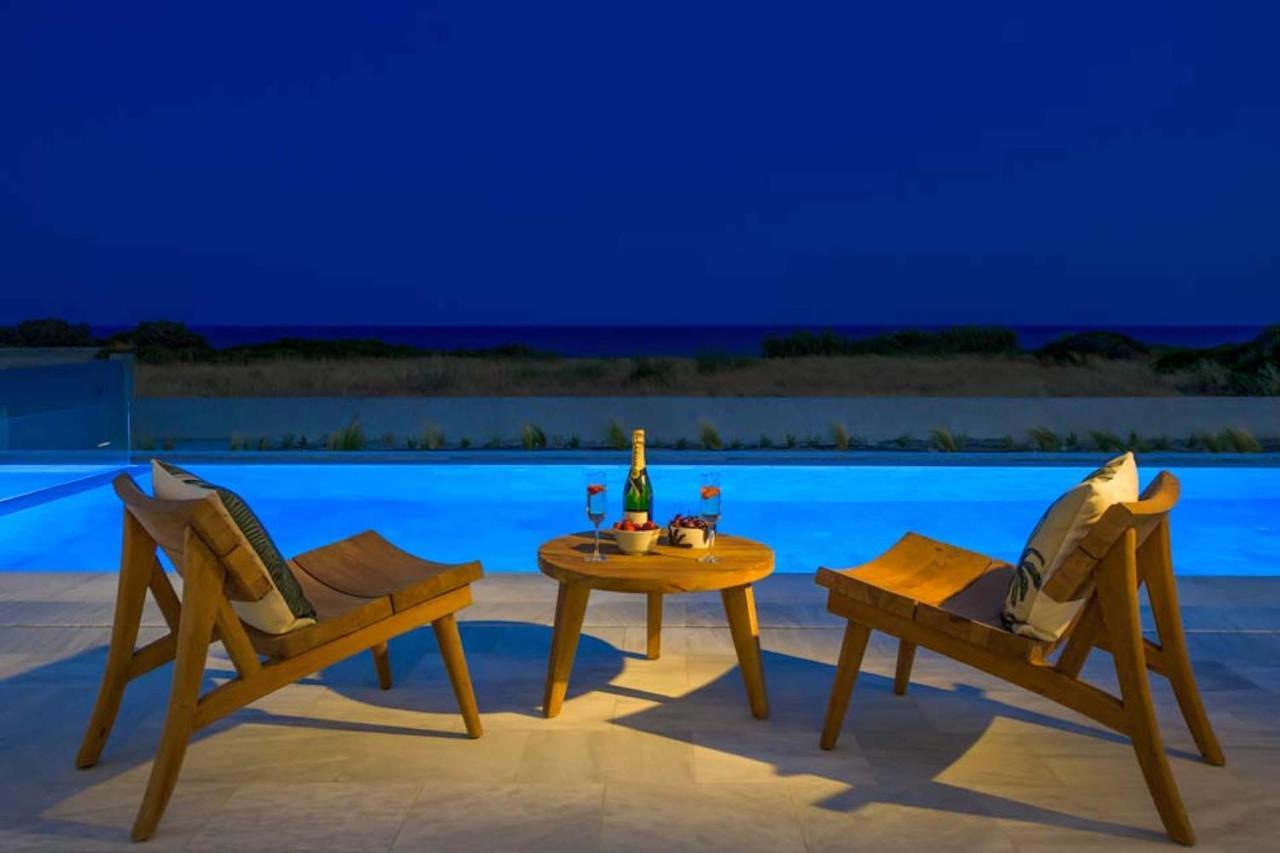 Seashore Beachfront Villa Lakhania Exteriér fotografie