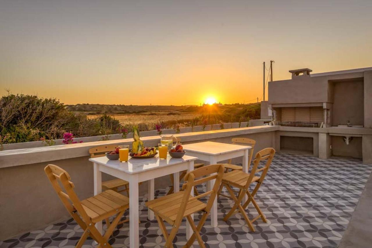 Seashore Beachfront Villa Lakhania Exteriér fotografie