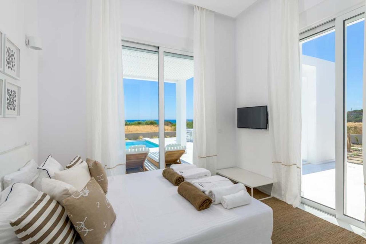 Seashore Beachfront Villa Lakhania Exteriér fotografie