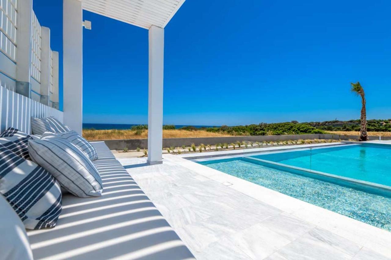 Seashore Beachfront Villa Lakhania Exteriér fotografie