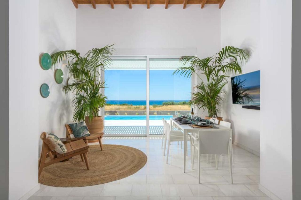 Seashore Beachfront Villa Lakhania Exteriér fotografie